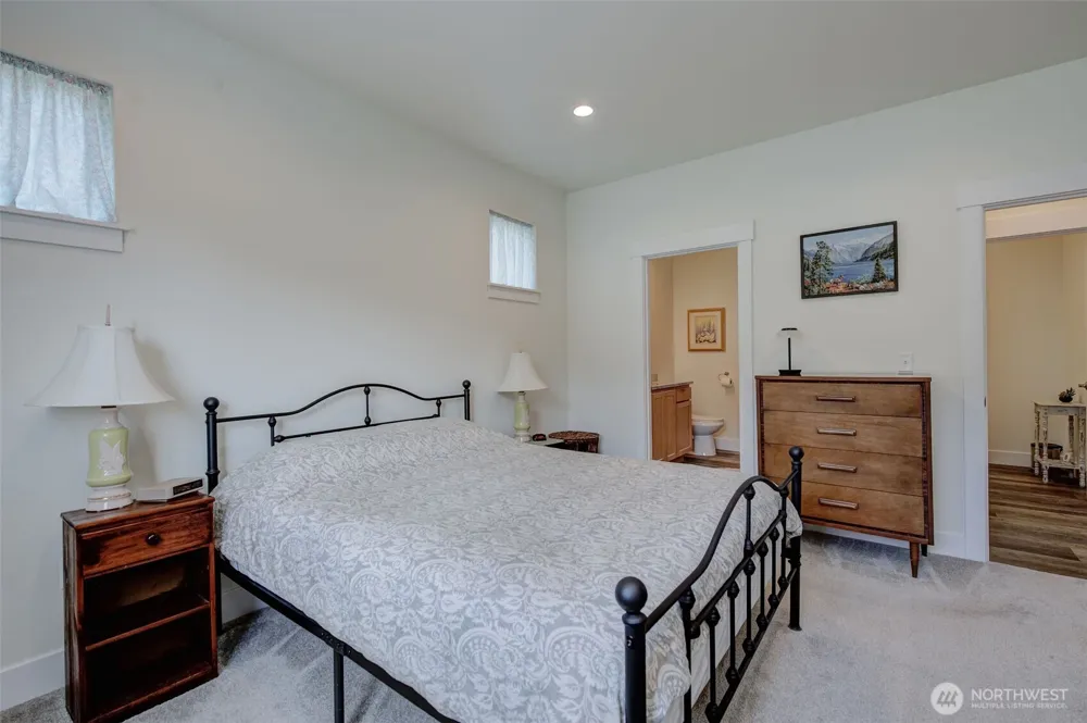 9975 Saska Way Entiat, WA 98822
