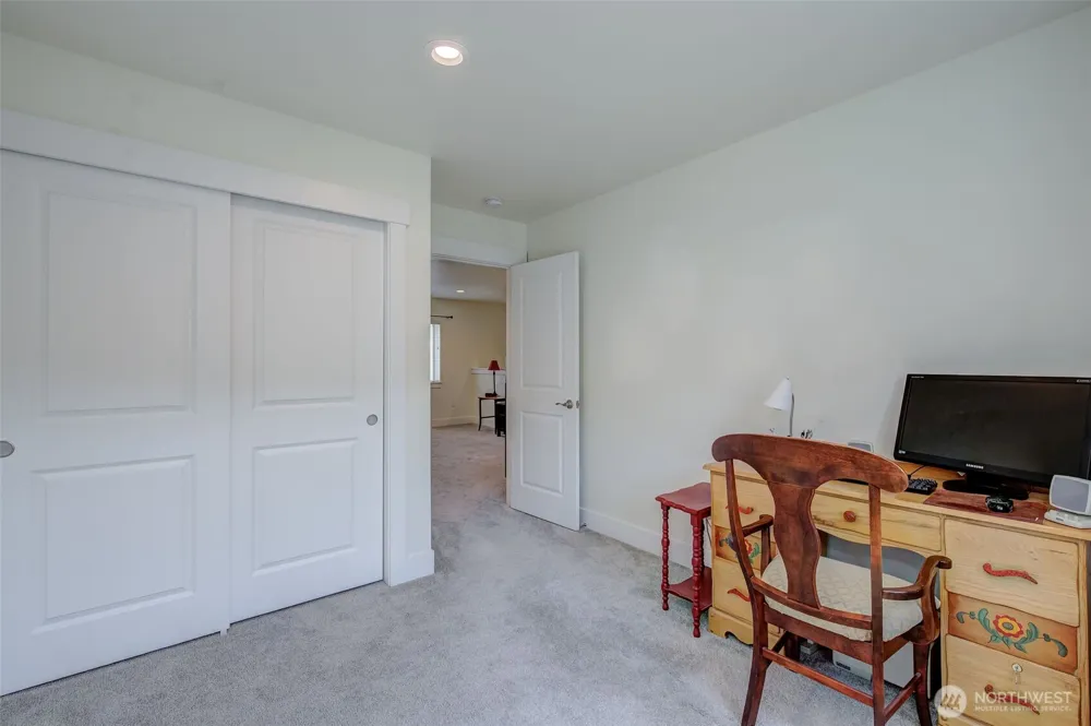 9975 Saska Way Entiat, WA 98822