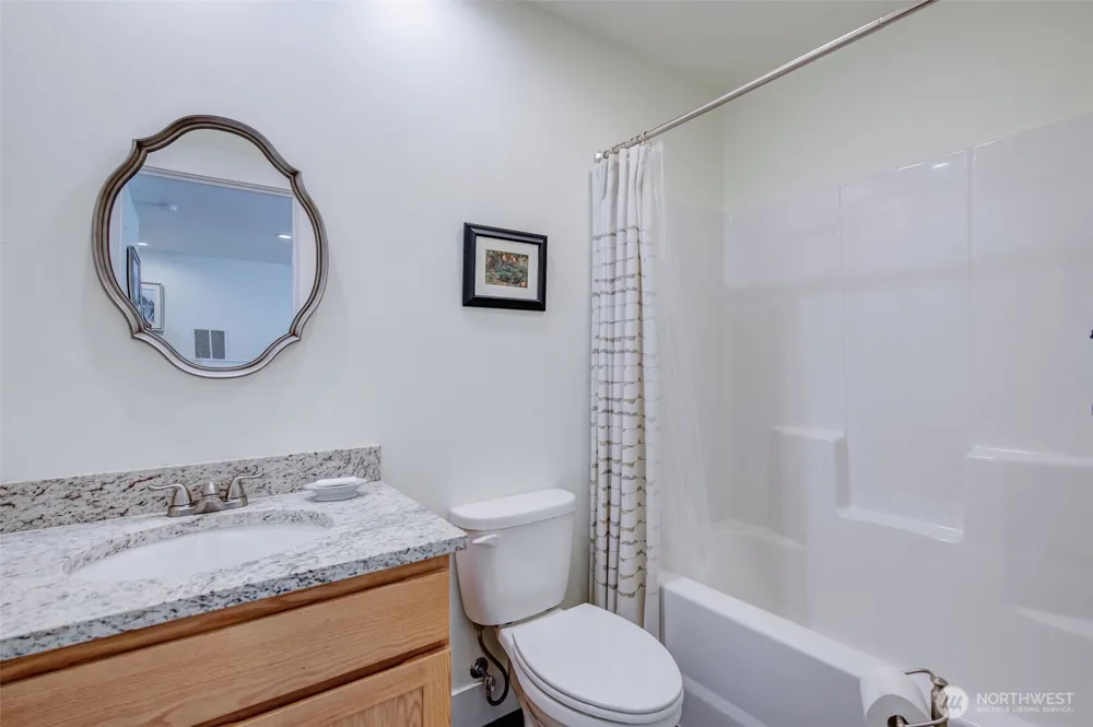 9975 Saska Way Entiat, WA 98822