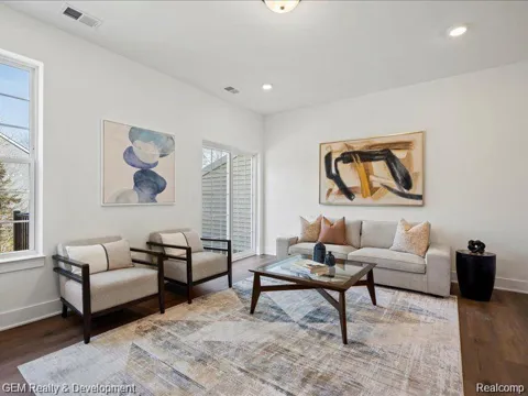 506 Village Lane