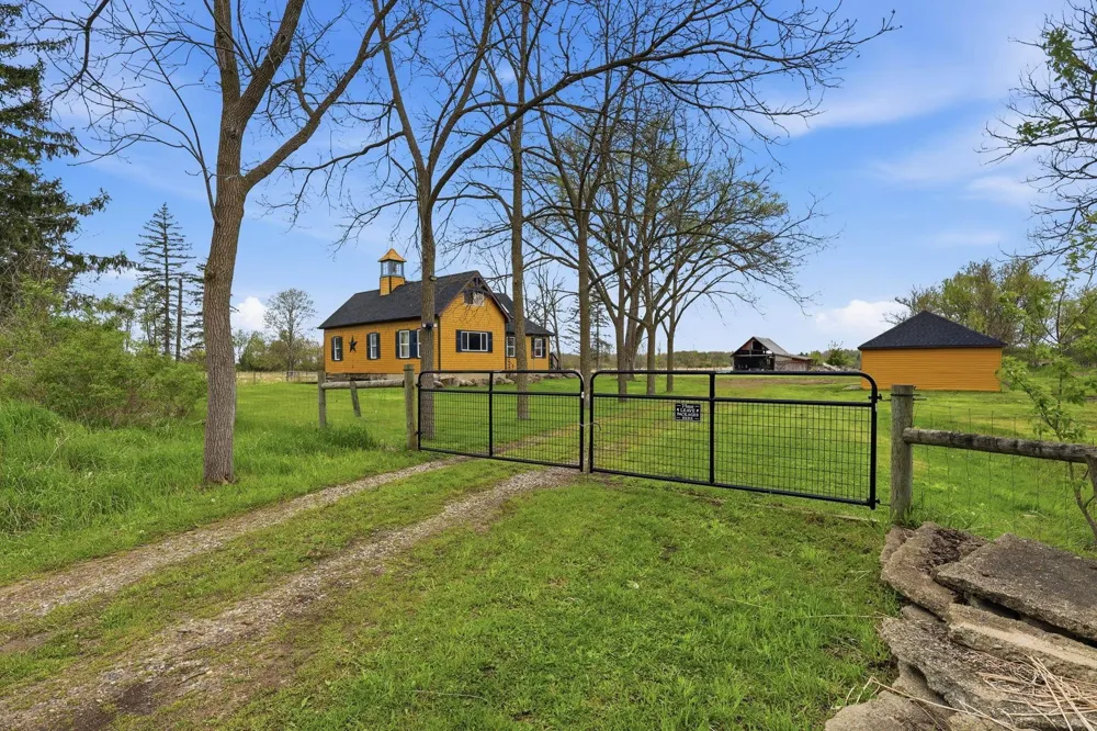 8839 Petz Road Imlay Township, MI 48444