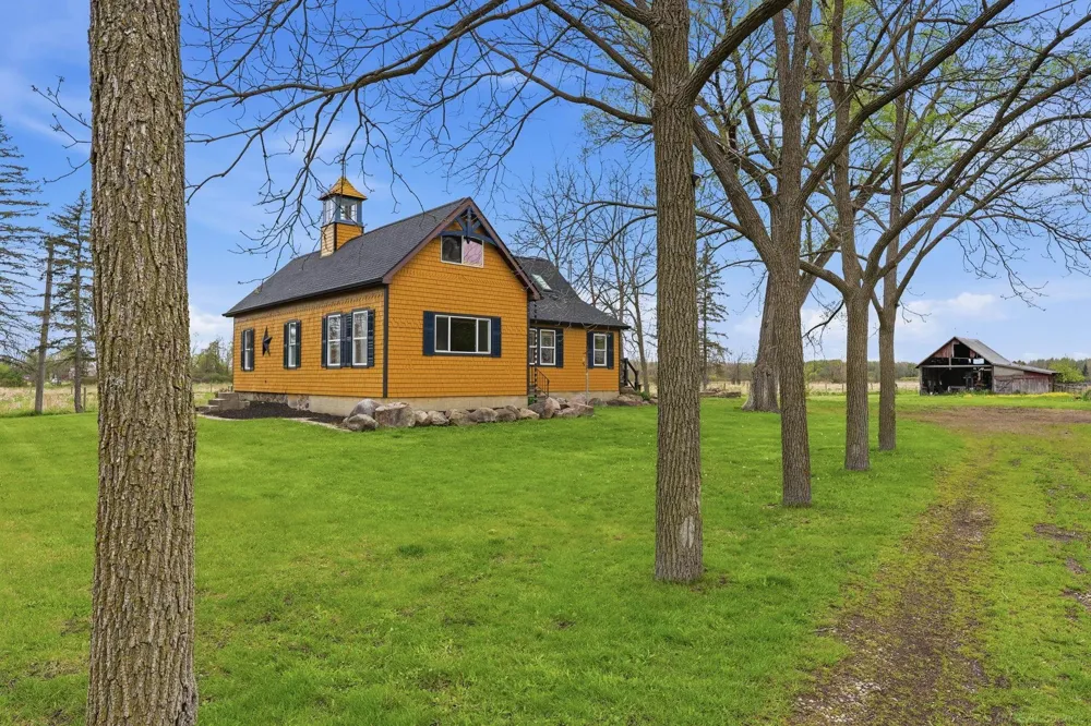 8839 Petz Road Imlay Township, MI 48444