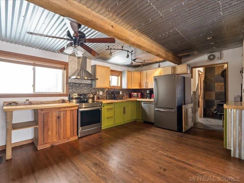 8839 Petz Road Imlay Township, MI 48444