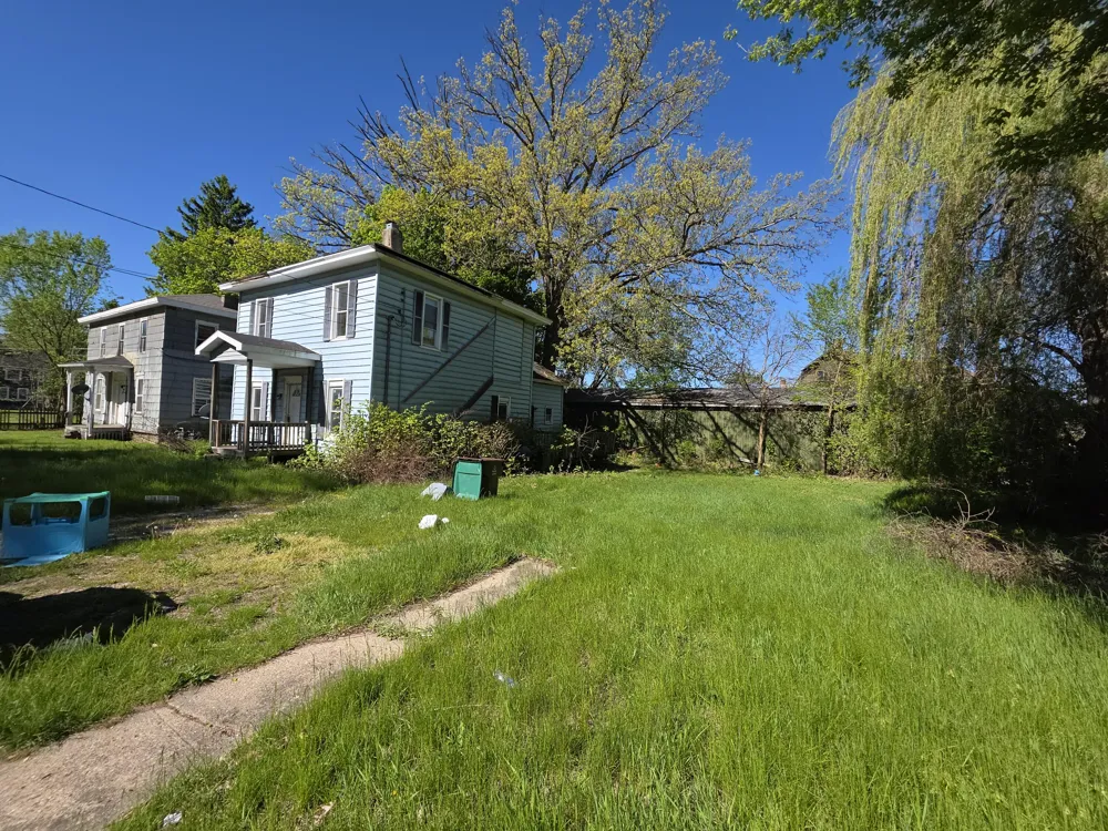 206 S Berrien Street Albion City, MI 49224