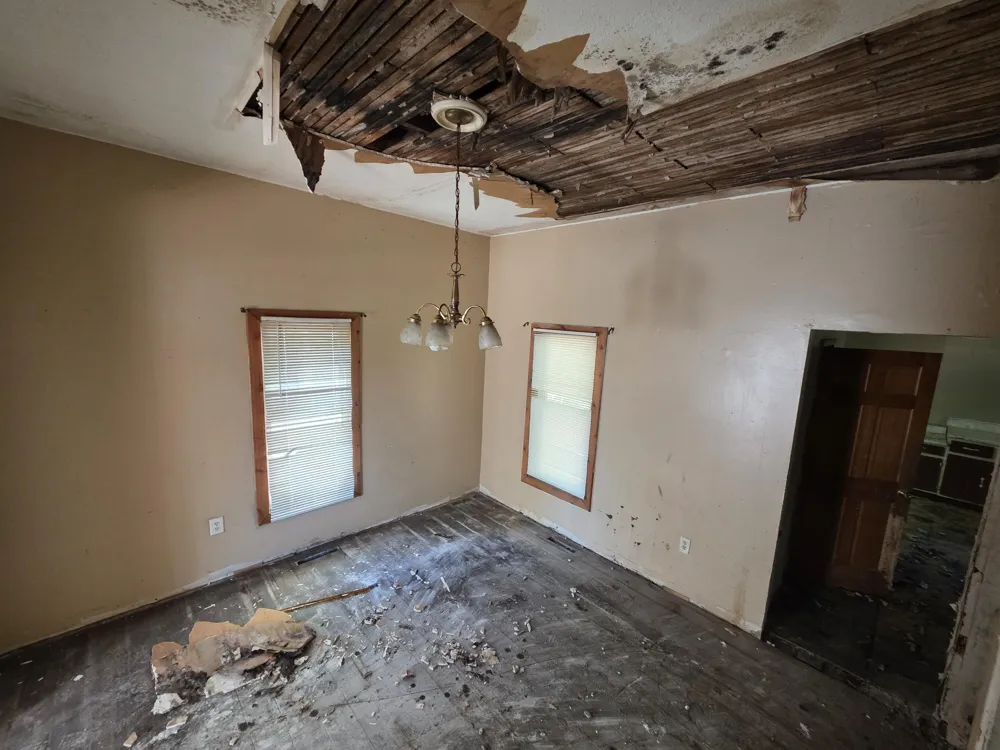 206 S Berrien Street Albion City, MI 49224
