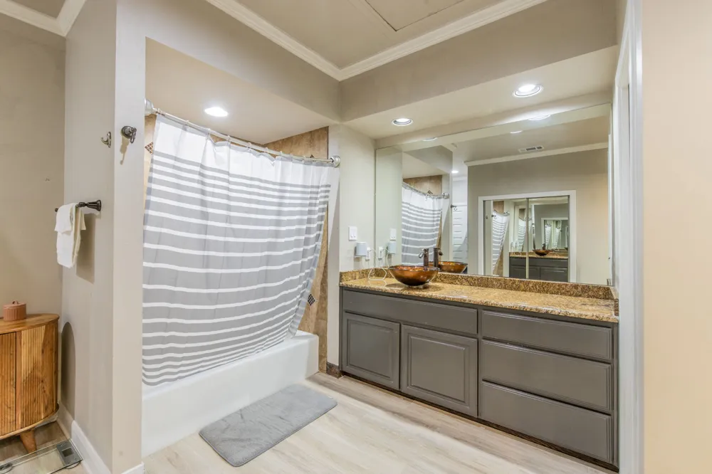 1703 Clubhouse Hill Drive Spicewood, TX 78669