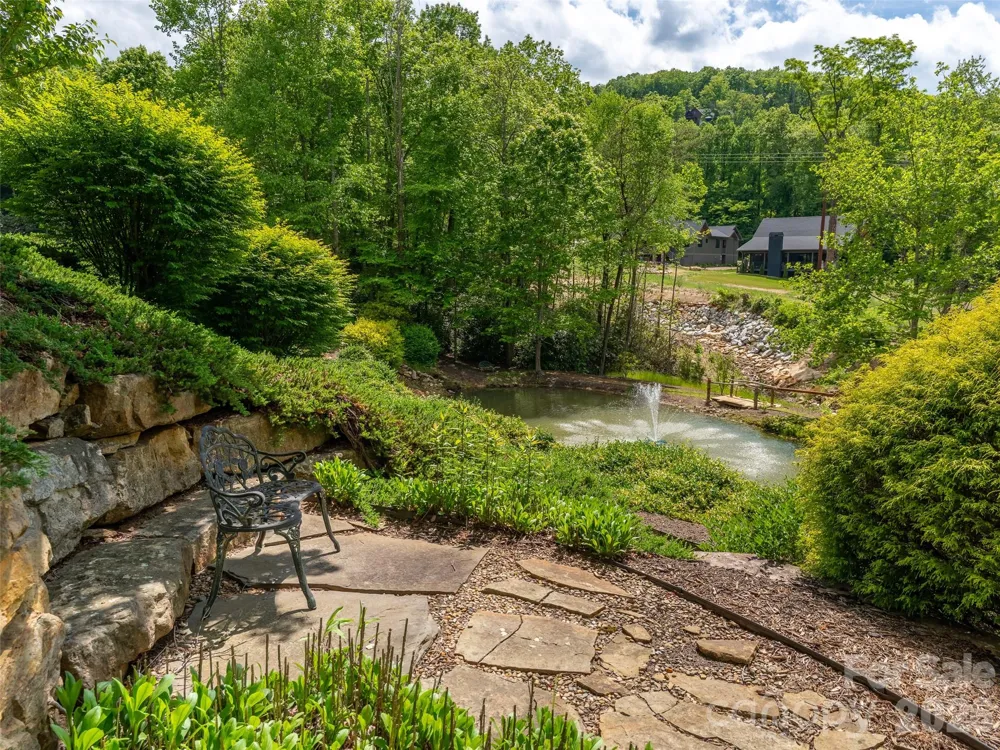 11 Crockett Ridge Road Black Mountain, NC 28711