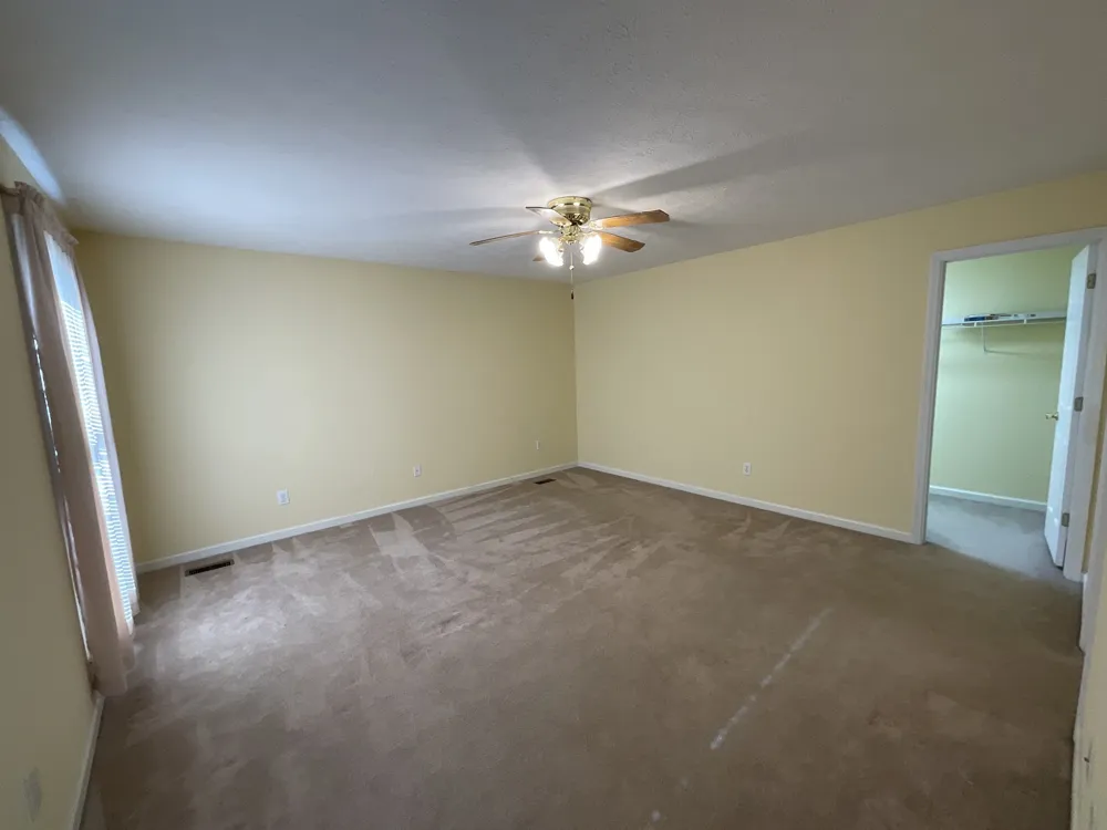 1725 Hollow Oak Dr Lebanon, TN 37087