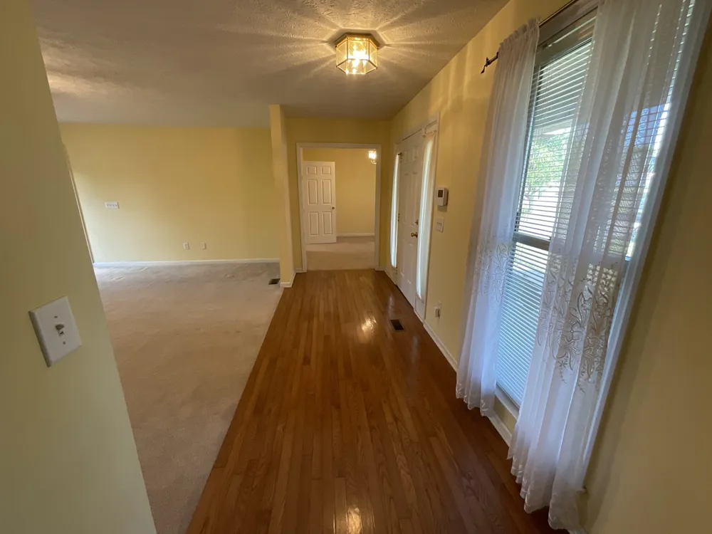 1725 Hollow Oak Dr Lebanon, TN 37087