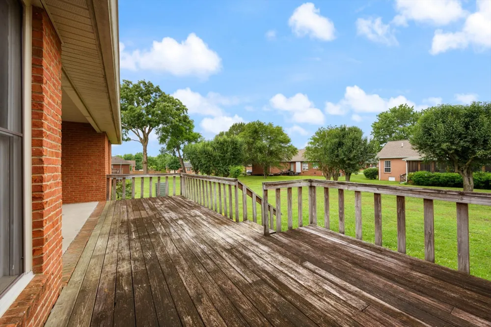 1725 Hollow Oak Dr Lebanon, TN 37087