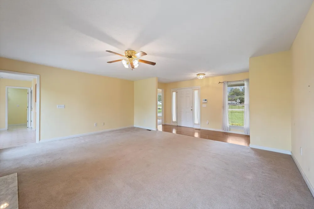 1725 Hollow Oak Dr Lebanon, TN 37087