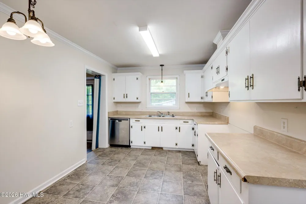 310 Black Street Thomson, GA 30824