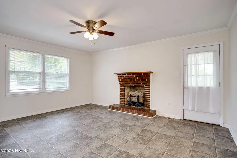 310 Black Street Thomson, GA 30824
