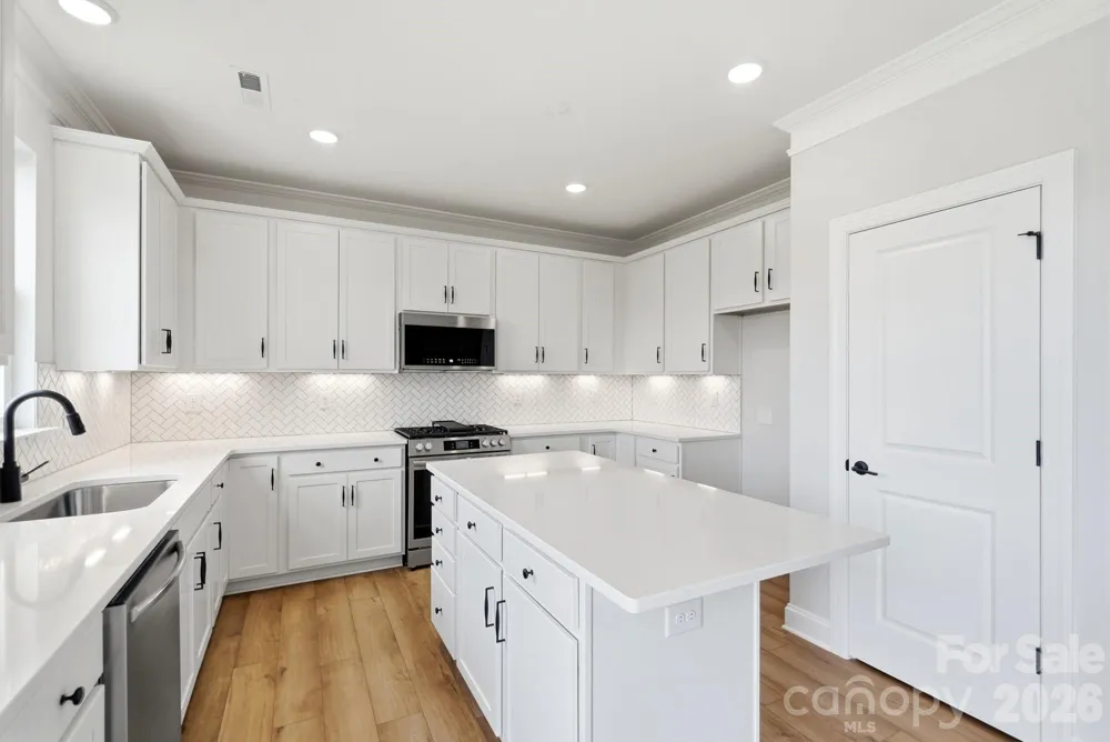 124 Swing Lane Troutman, NC 28166