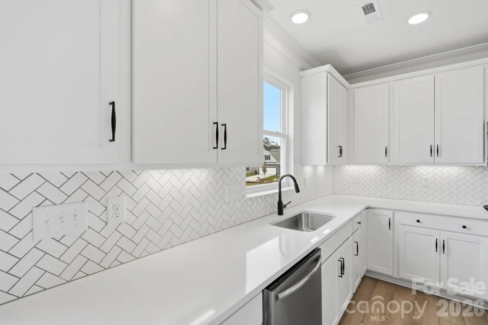 124 Swing Lane Troutman, NC 28166