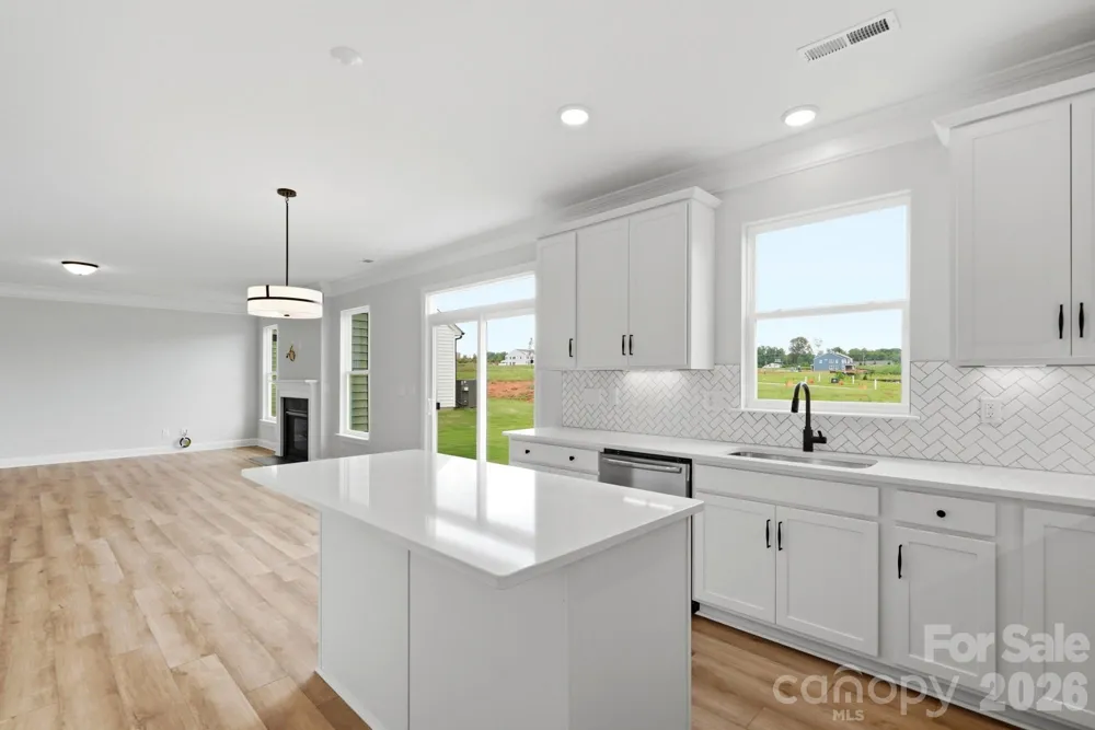 124 Swing Lane Troutman, NC 28166