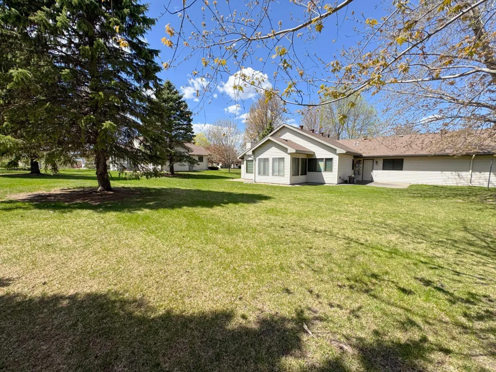 2206 Arrowwood Court Fergus Falls, MN 56537