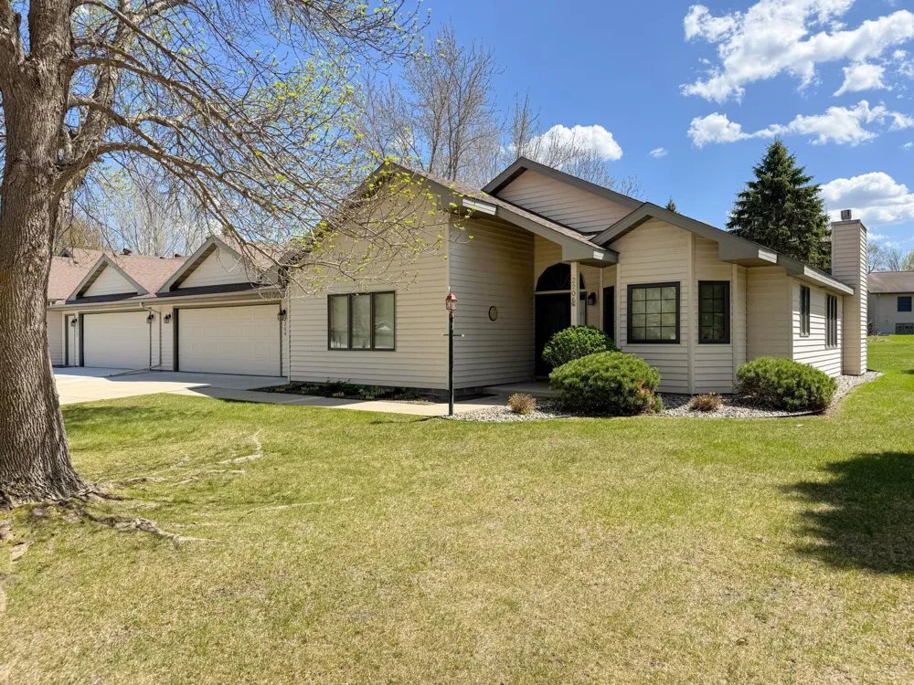 2206 Arrowwood Court Fergus Falls, MN 56537
