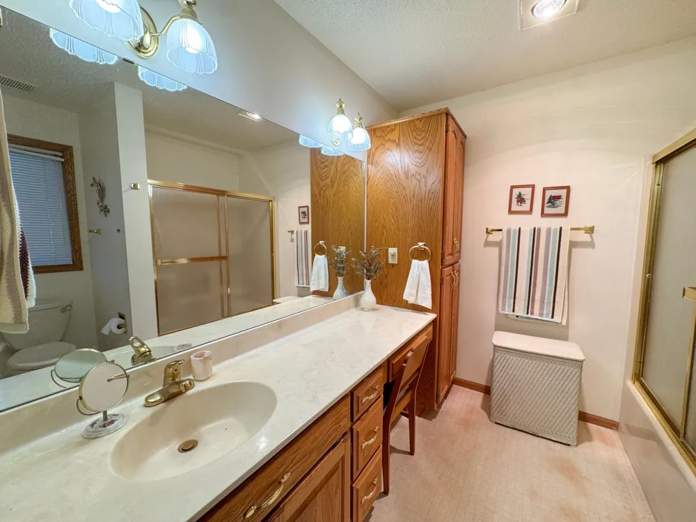 2206 Arrowwood Court Fergus Falls, MN 56537