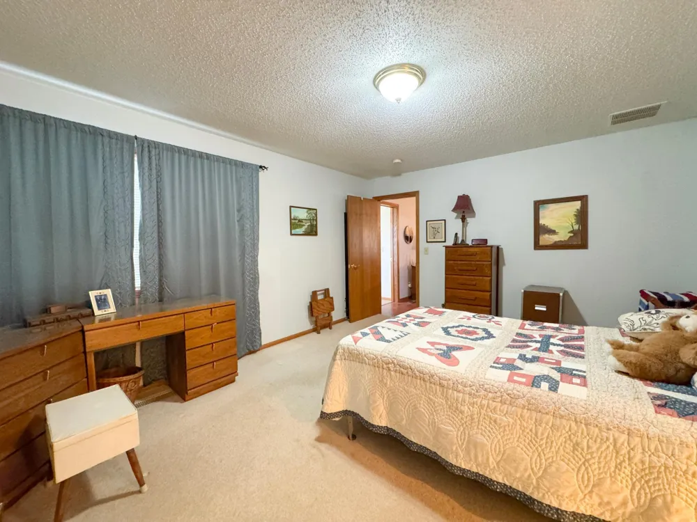 2206 Arrowwood Court Fergus Falls, MN 56537