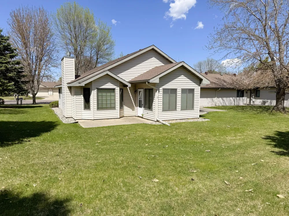2206 Arrowwood Court Fergus Falls, MN 56537