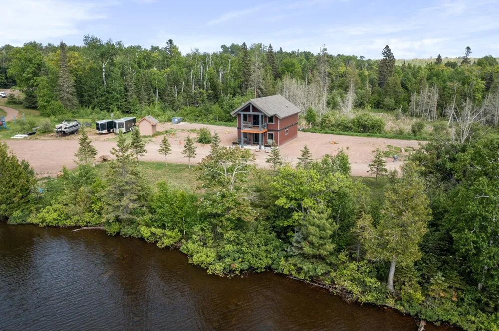 6785 Village Drive Finland, MN 55603