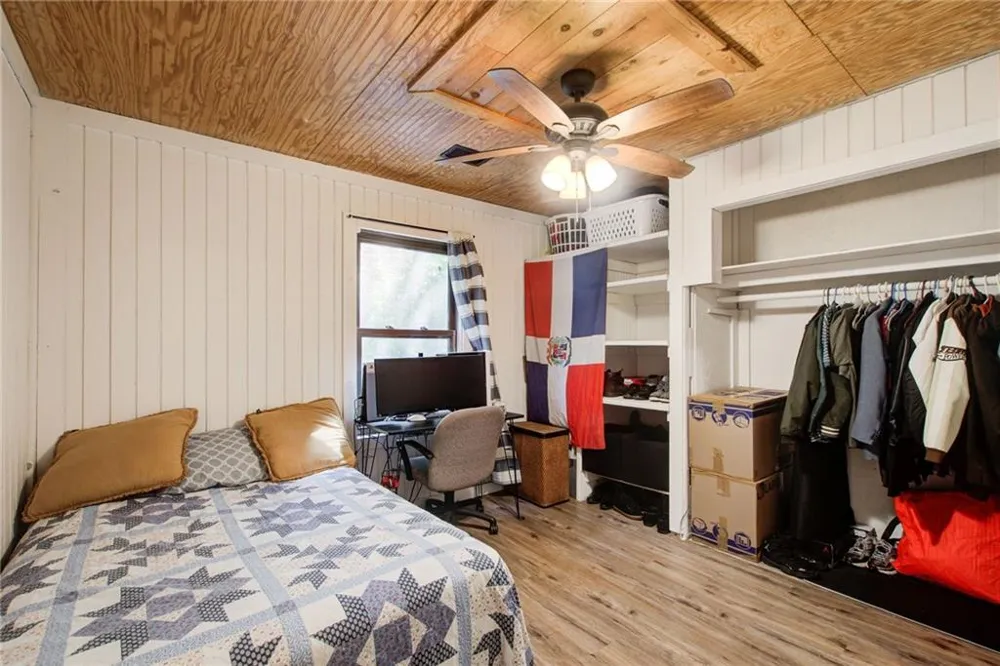 8176 E HIGHWAY 5 Whitesburg, GA 30185