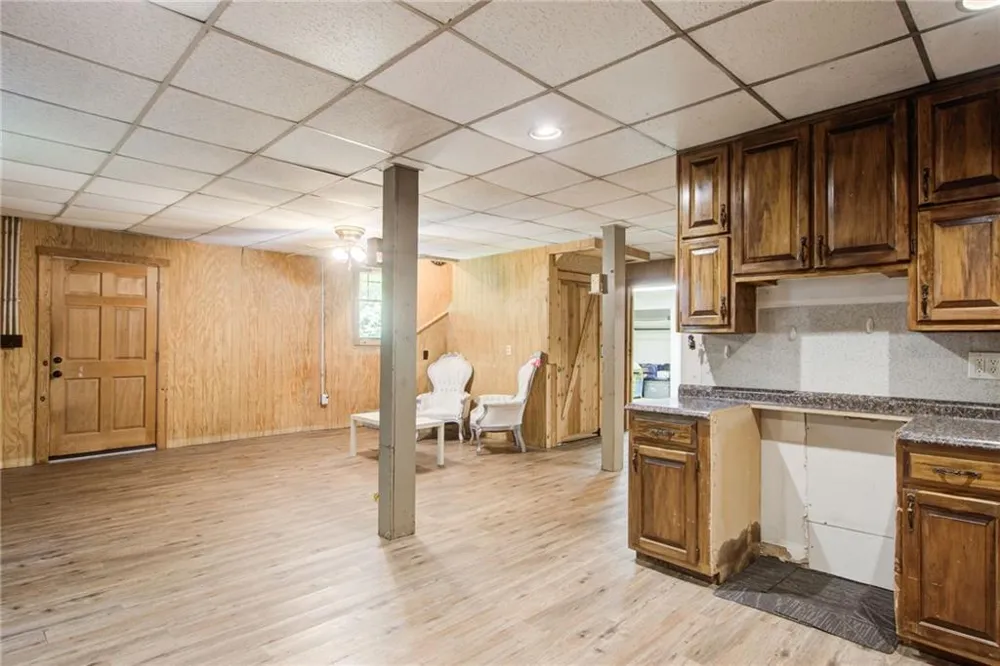 8176 E HIGHWAY 5 Whitesburg, GA 30185