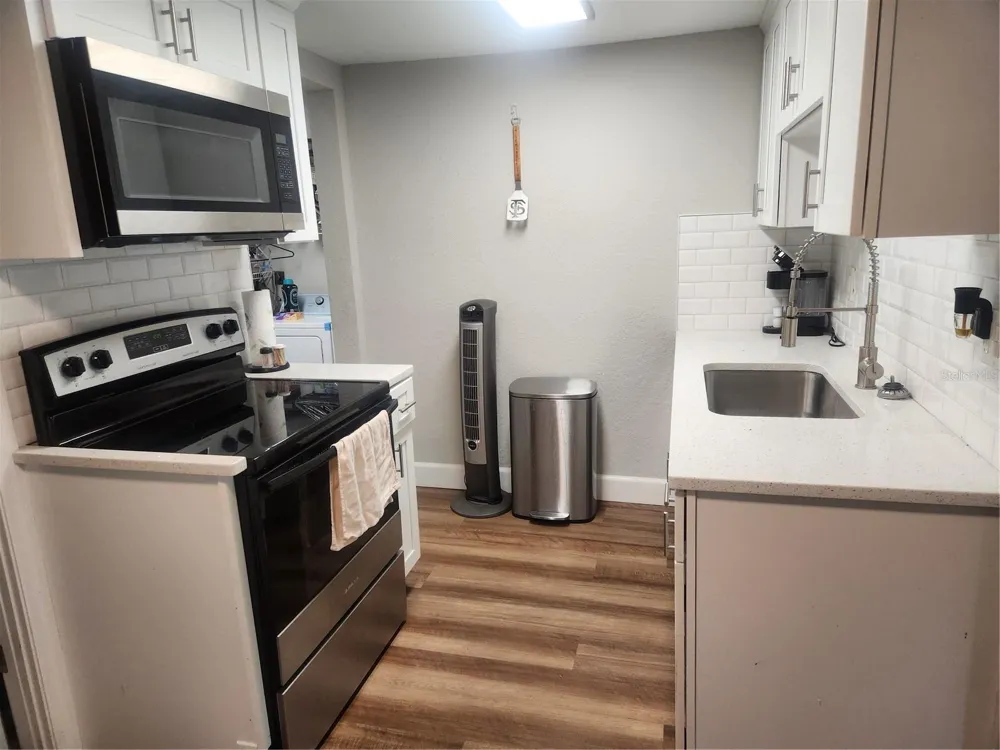 2429 LAKEVIEW STREET Lakeland, FL 33801