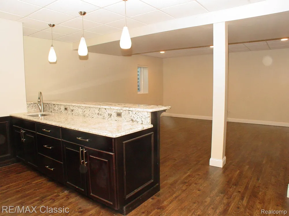 26426 Island Lake Drive #24 Novi City, MI 48374