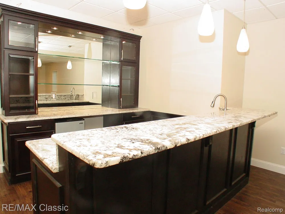 26426 Island Lake Drive #24 Novi City, MI 48374