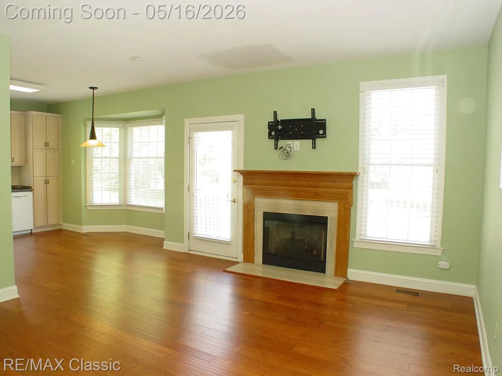 26426 Island Lake Drive #24 Novi City, MI 48374