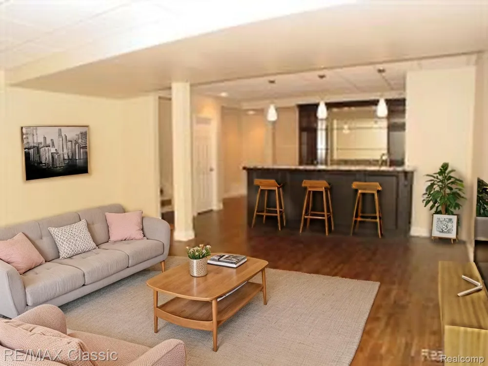 26426 Island Lake Drive #24 Novi City, MI 48374