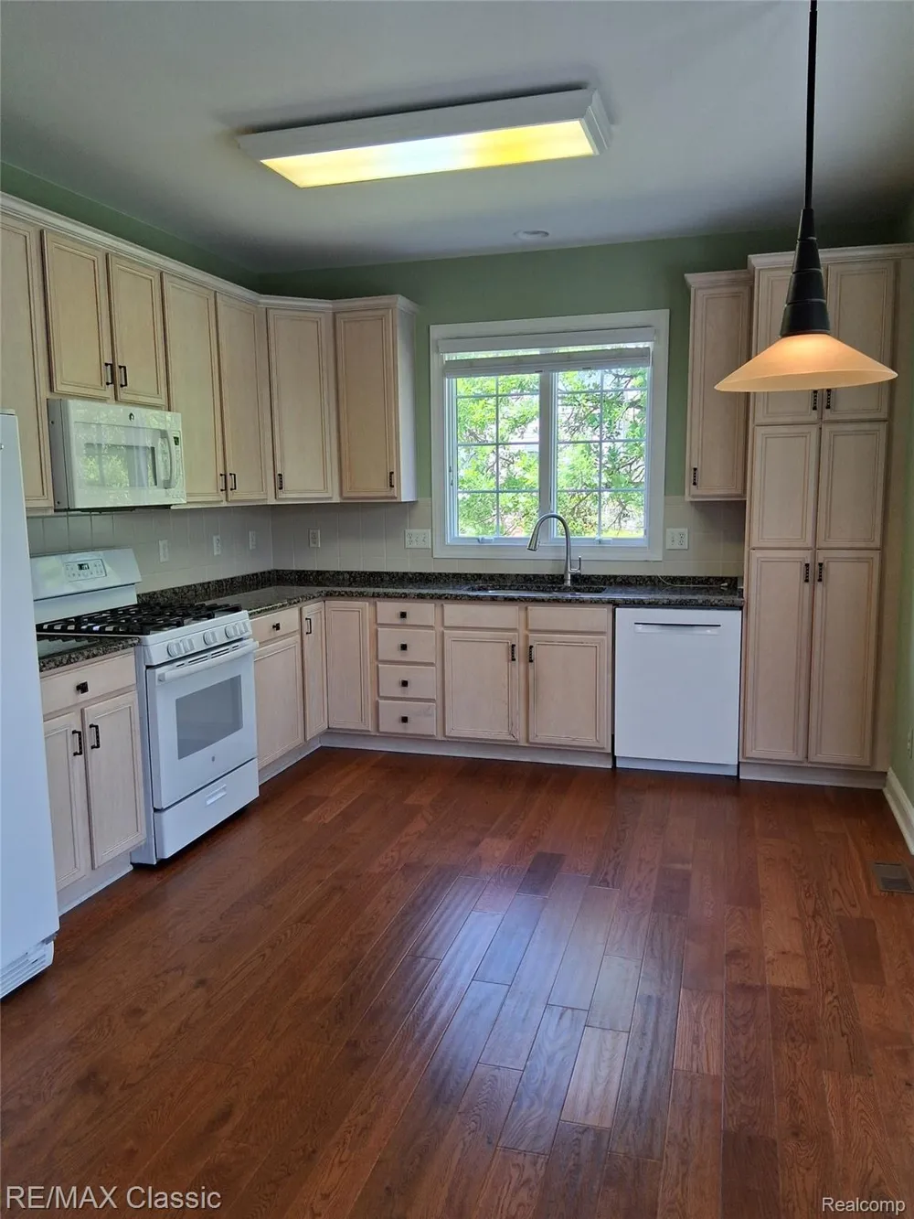 26426 Island Lake Drive #24 Novi City, MI 48374