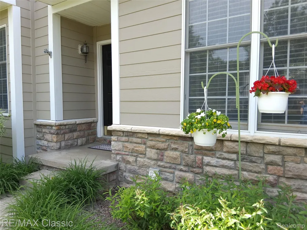 26426 Island Lake Drive #24 Novi City, MI 48374