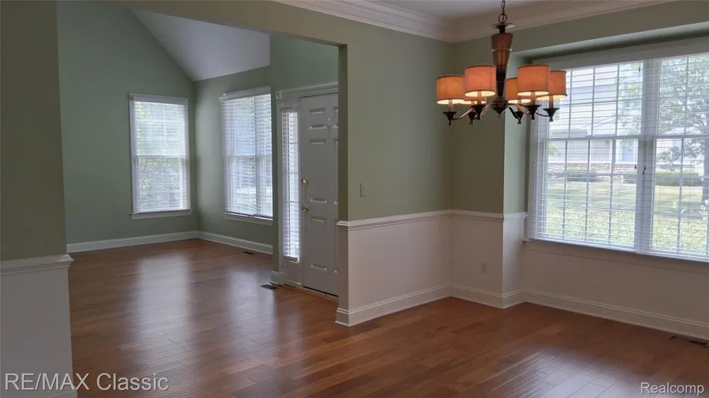 26426 Island Lake Drive #24 Novi City, MI 48374