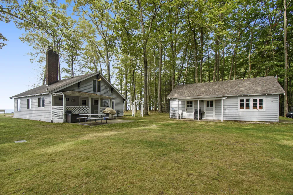2013 Scenic Drive Laketon Township, MI 49445