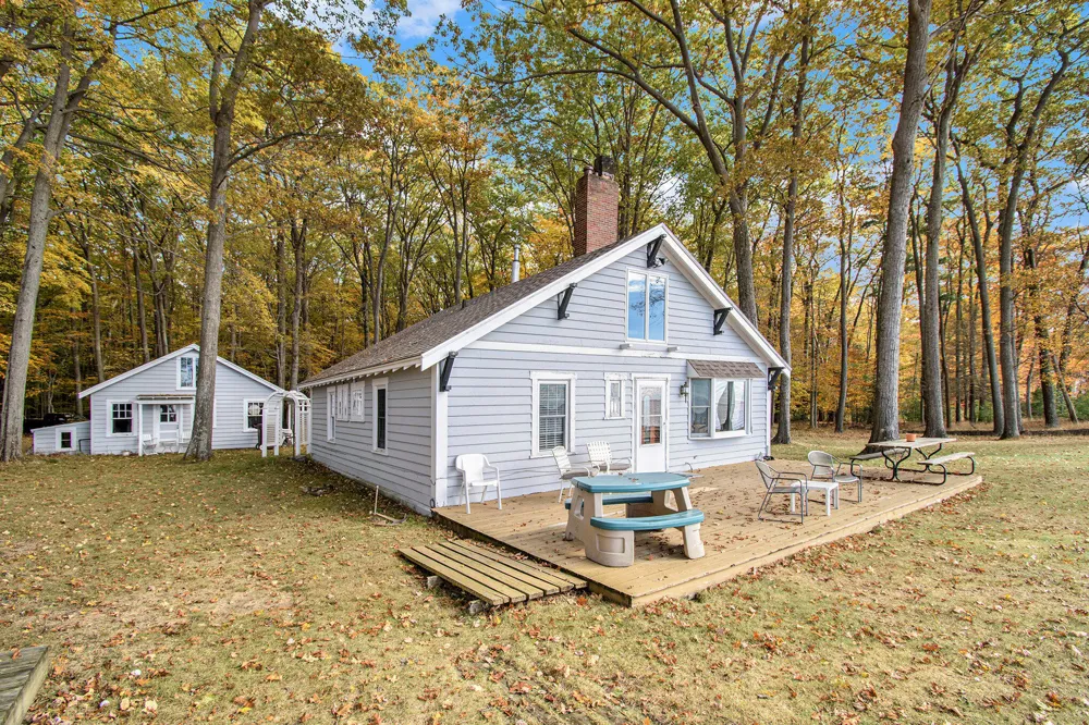 2013 Scenic Drive Laketon Township, MI 49445