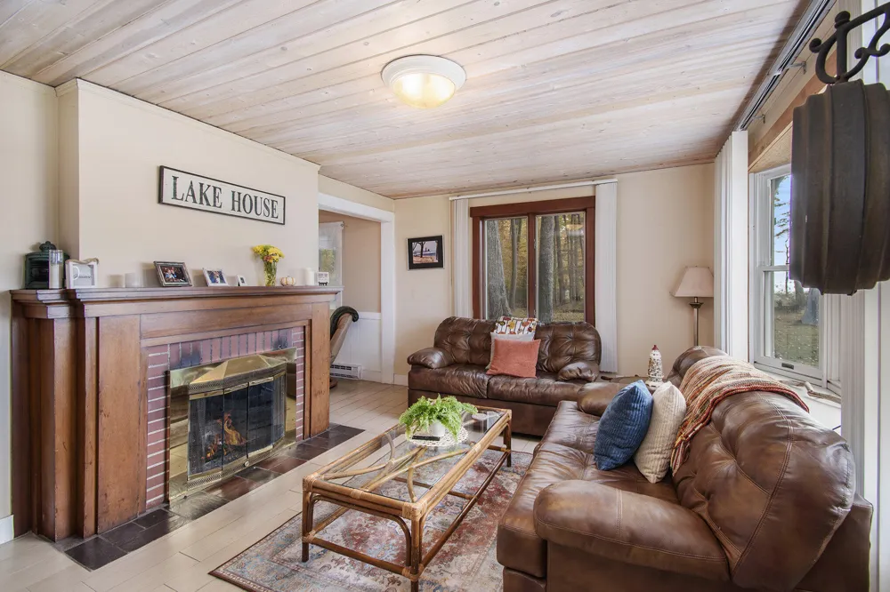 2013 Scenic Drive Laketon Township, MI 49445