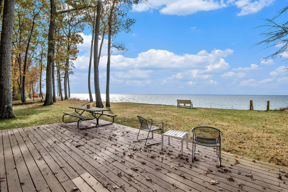 2013 Scenic Drive Laketon Township, MI 49445