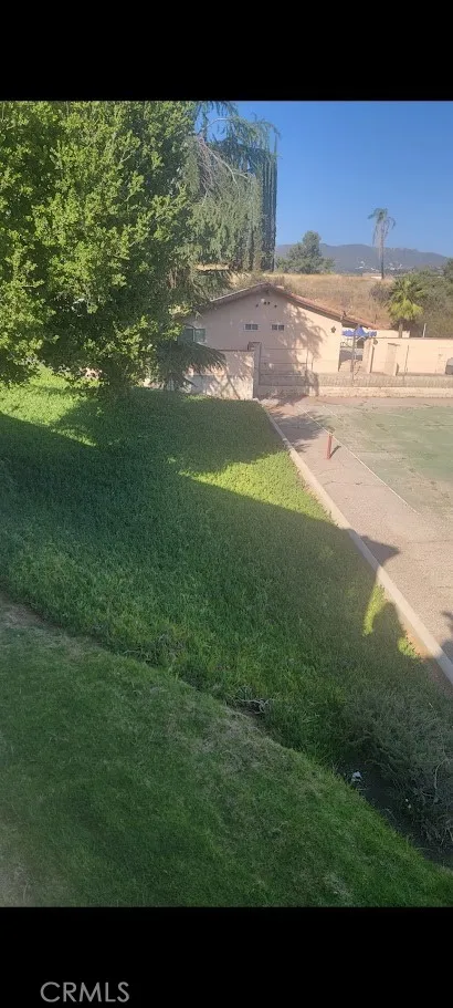 199 Summit View Drive #B Calimesa, CA 92320
