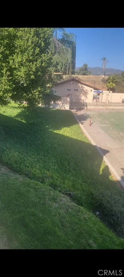 199 Summit View Drive #B Calimesa, CA 92320