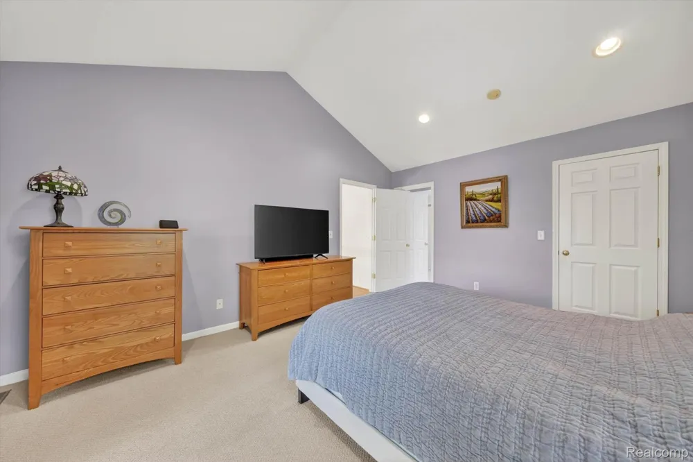 1112 Vernier Road Grosse Pointe Woods City, MI 48236