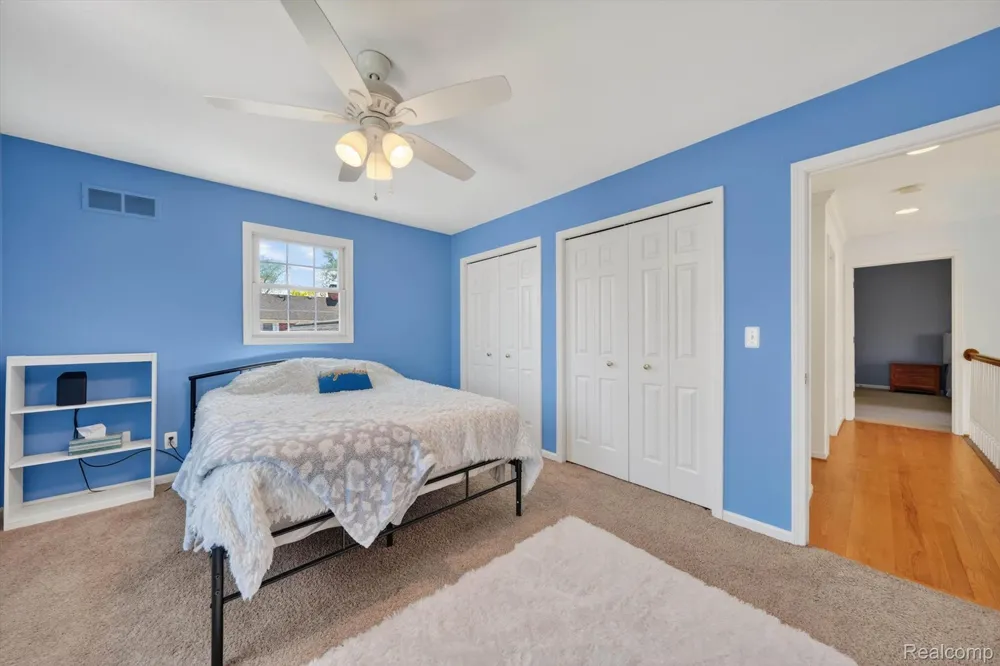 1112 Vernier Road Grosse Pointe Woods City, MI 48236