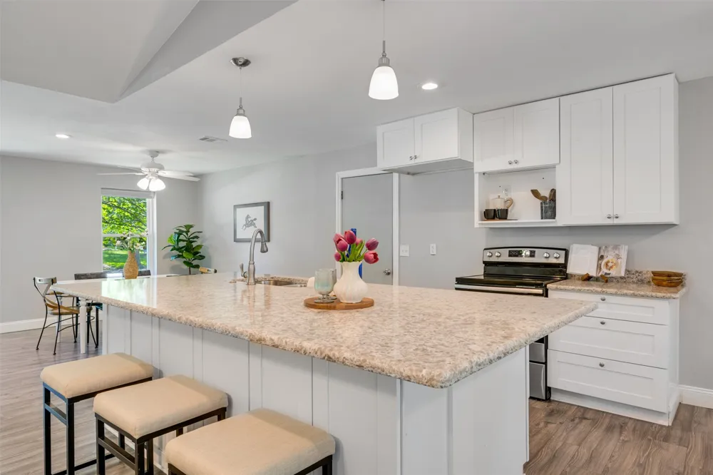 3011 Tanglewood Drive Commerce, TX 75428