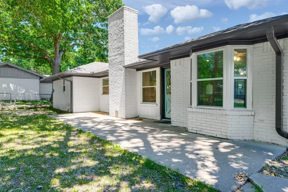 3011 Tanglewood Drive Commerce, TX 75428