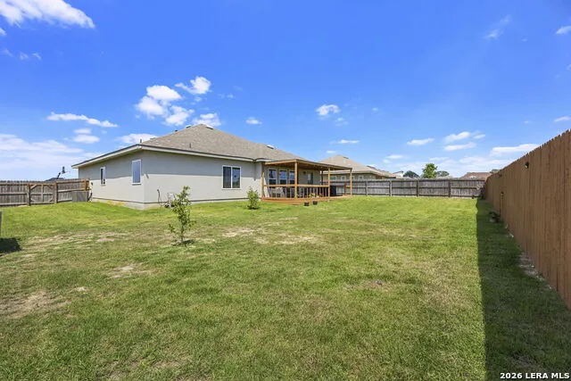 213 COLONIAL LN La Vernia, TX 78121