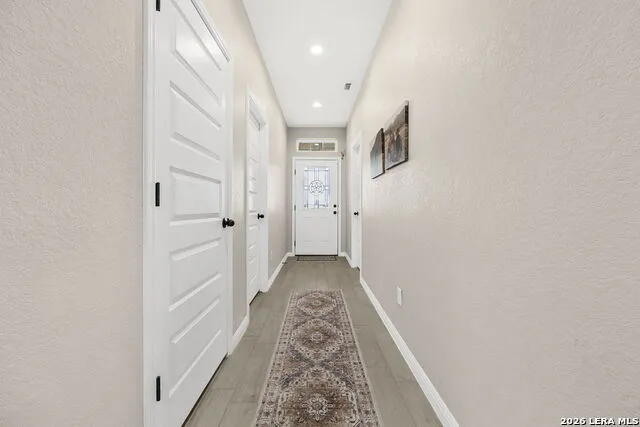 213 COLONIAL LN La Vernia, TX 78121