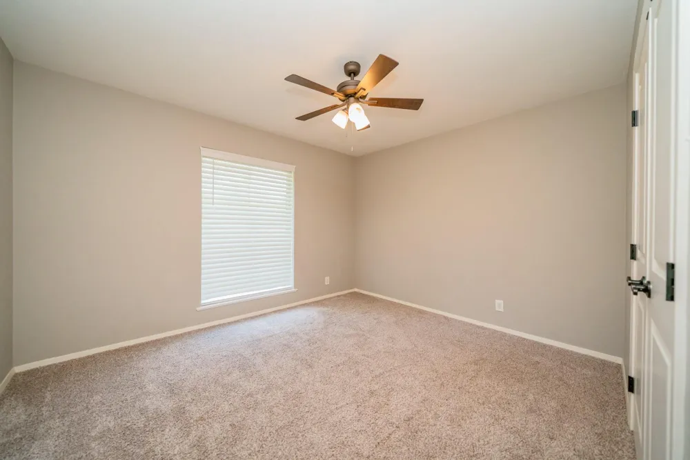 317 E Robinwood White Oak, TX 75693