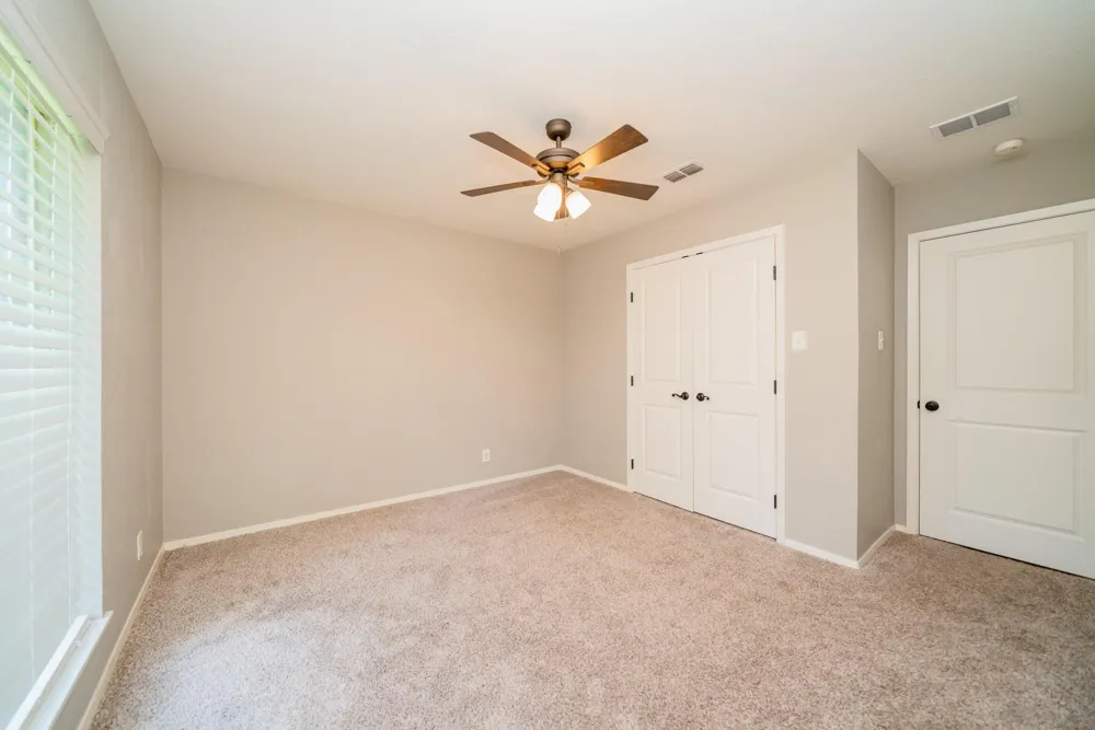 317 E Robinwood White Oak, TX 75693